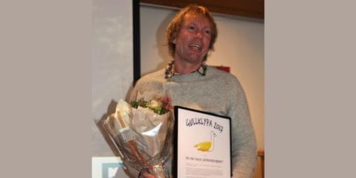 Strandryddingsveteranen Per-Erik Schulze fra Naturvernforbundet var stolt og glad over å bli tildelt miljøprisen Gullklypa 2017.