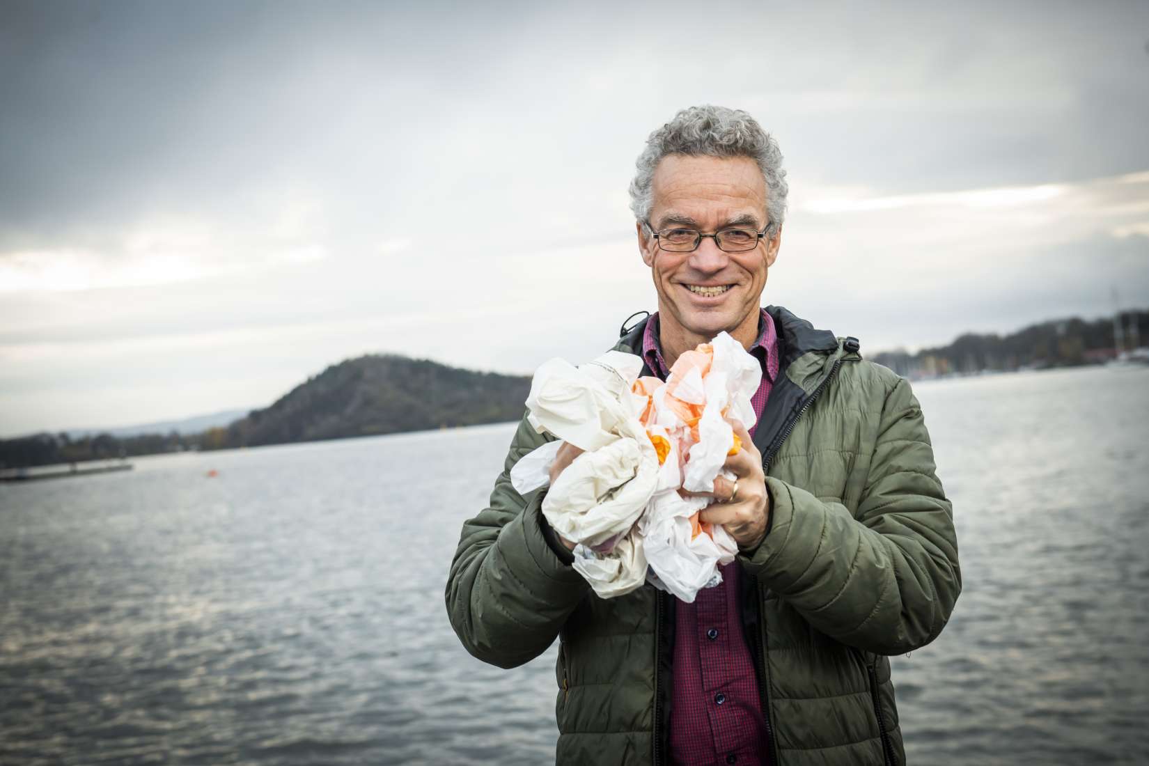 Rasmus Hansson, daglig leder i Handelens Miljøfond, sier det er en kontinuerlig avveining i Handelens miljøfond mellom ønske om å stimulere mange og å konsentrere seg om få, men større prosjekter. Foto: Handelens Miljøfond