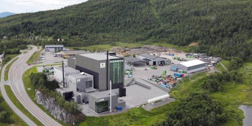 Dette nye forbrenningsanlegget bygges nå på Finnsnes på Senja. Men matavfallet skal fra høsten kjøres 43 mil til IRIS sitt behandlingsanlegg i Bodø.