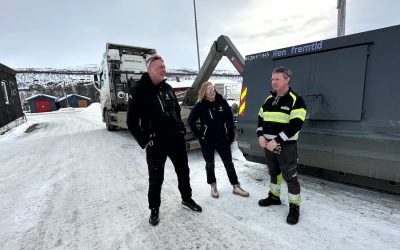 Under øvelsen Nordic Response var det Forsvarsbyggs rammeleverandører Vest-Finnmark avfallsselskap (VEFAS) og Rikardsen Transport AS som holdt orden på returpunktene og slamtømmingen. Foto: Forsvarsbygg