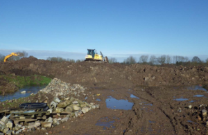 Området på Bonnie Braes Farm, Staffordshire, hvor den ulovlige avfallsdumpingen fant sted. Foto fra pressemeldingen