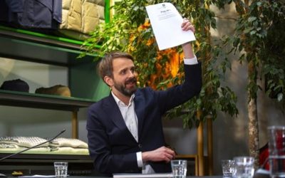 Næringsminister Jan Christian Vestre presenterte regjeringens forslag til endringer i brukthandelloven. Foto Nærings- og fiskeridepartementet